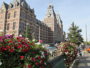 Flows along a bridge of the canal