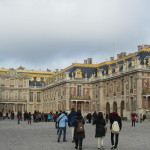 Chateau de Versailles from the court yard